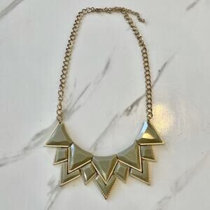 CHARMING CHARLIE Gray & Gold Acrylic Statement Necklace